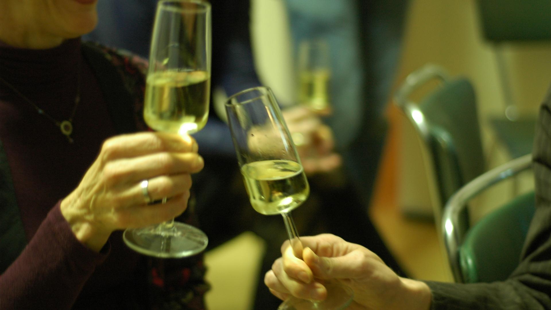 Campagne, Kick-off, toosten, feestje