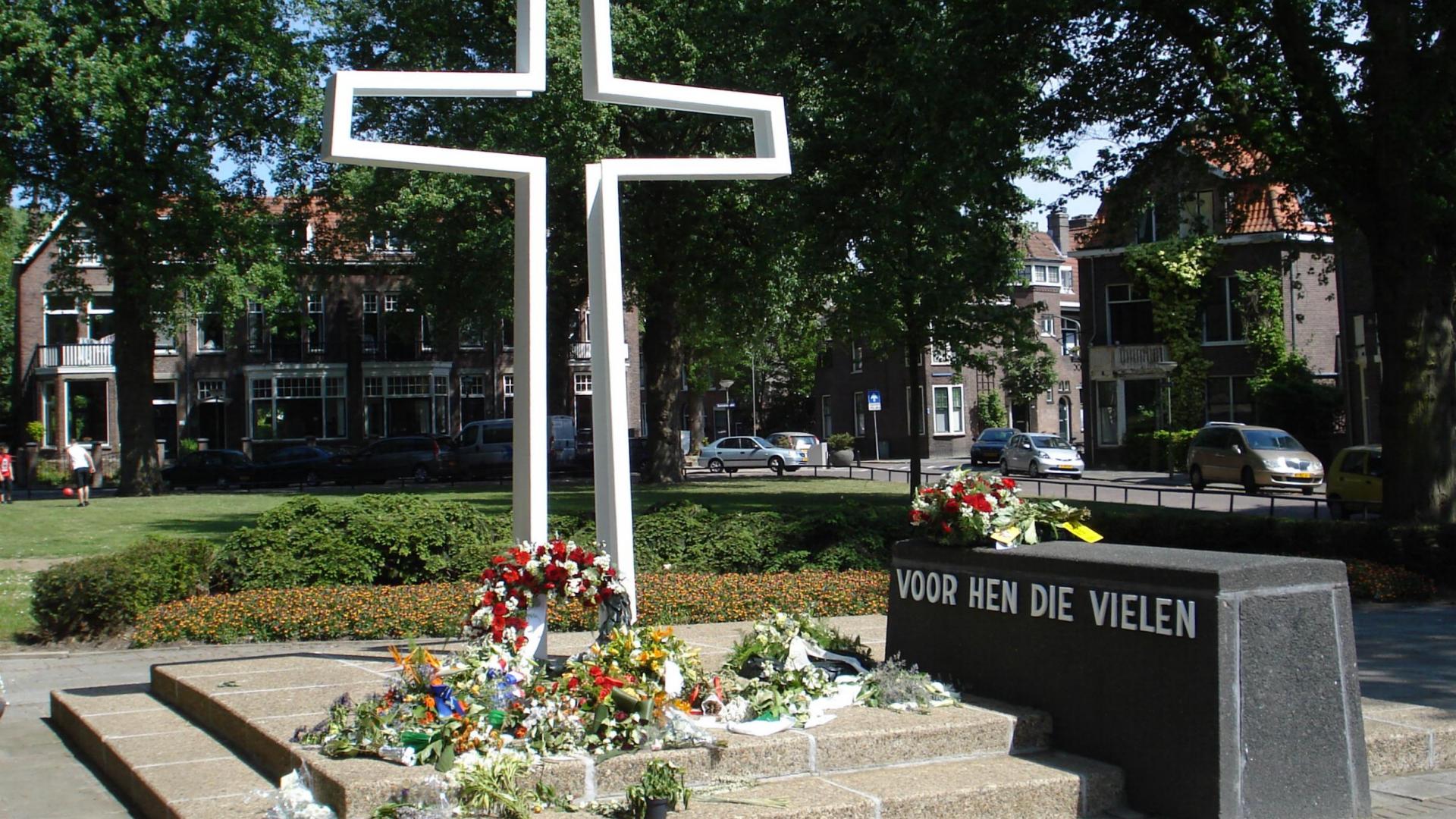 Oorlogsmonument op het Sumatraplein