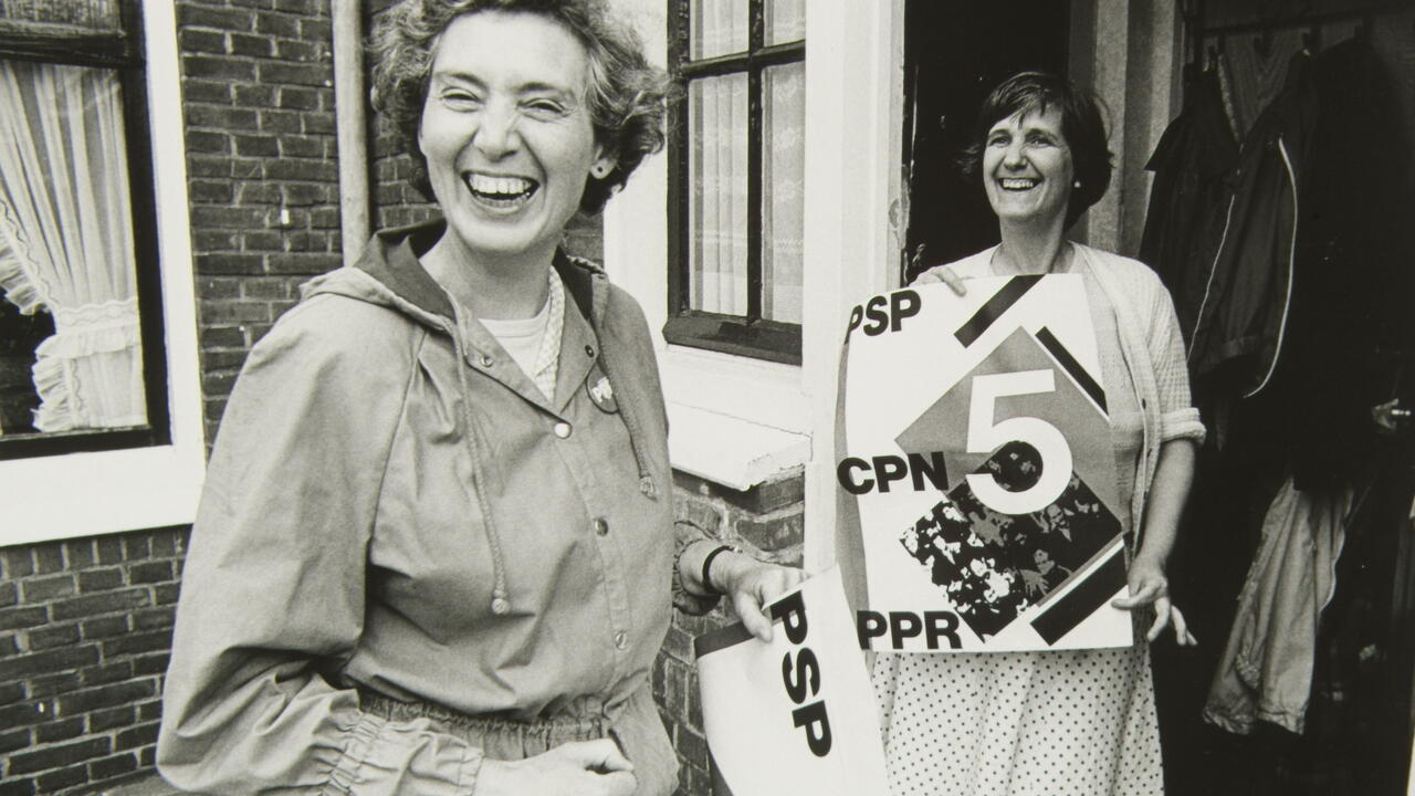 1982